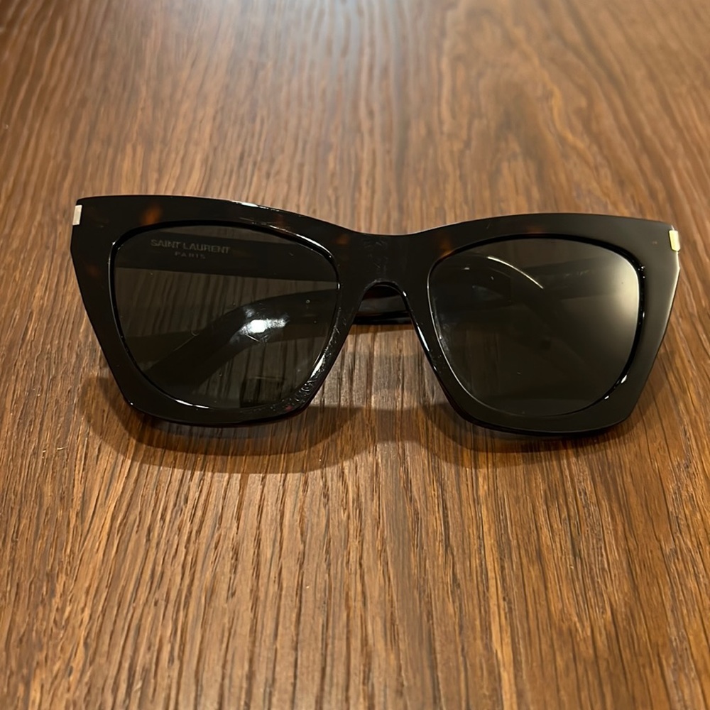 Saint Laurent Kate Sunglasses in Tortoiseshell